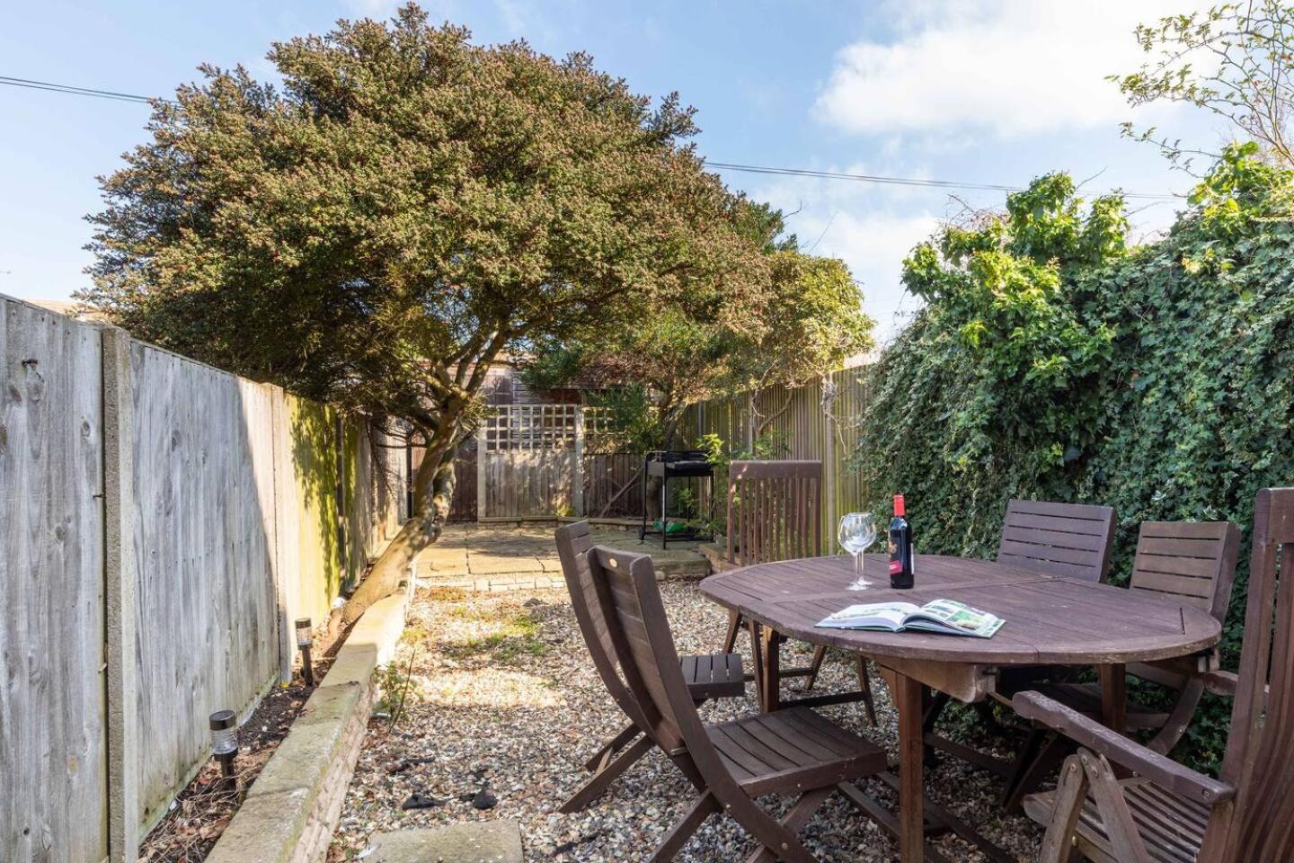 וויטסטייבל Eden Cottage מראה חיצוני תמונה